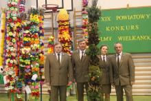 Spychowska palma wielkanocna doceniona na konkursie w Rozogach